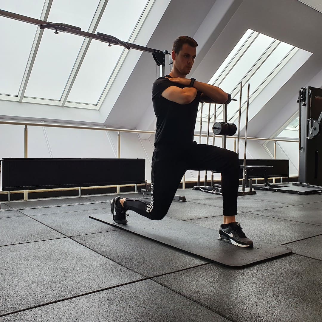 SAM Personal Training static lunges SAM Personal Training static lunges